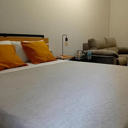 Lavela Hostel *