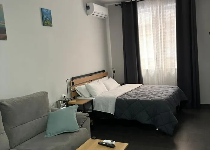 Vandrerhjem Lavela *